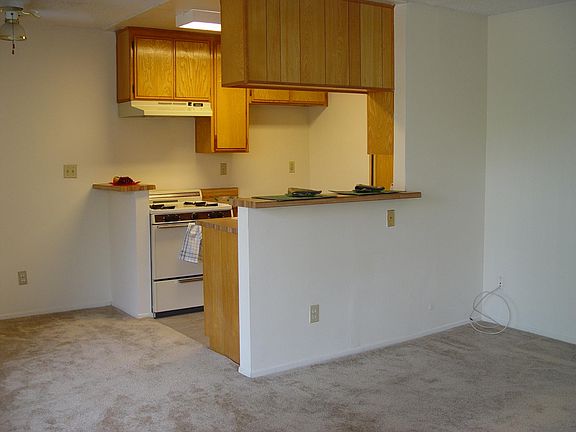 3rd image of 17821 Halsted St #23
