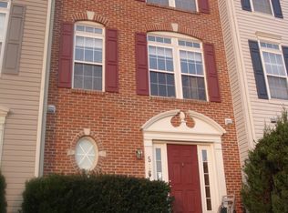 586 Eisenhower Dr, Frederick, MD 21703