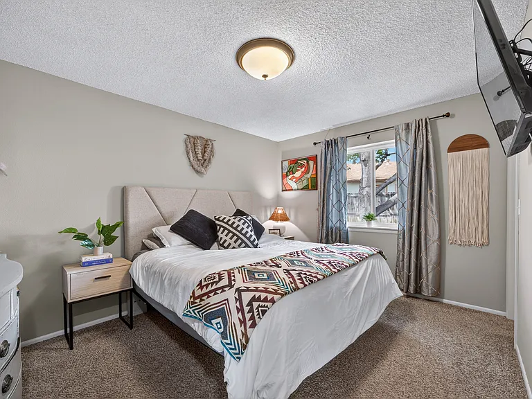 8741 Field Pl — Photo 5