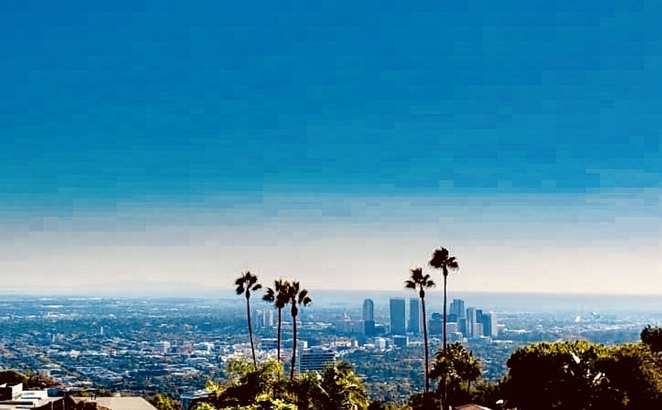1st image of 1800 N Doheny Dr
