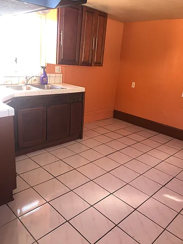 1019 S Downey Rd #1/2 Photo 1