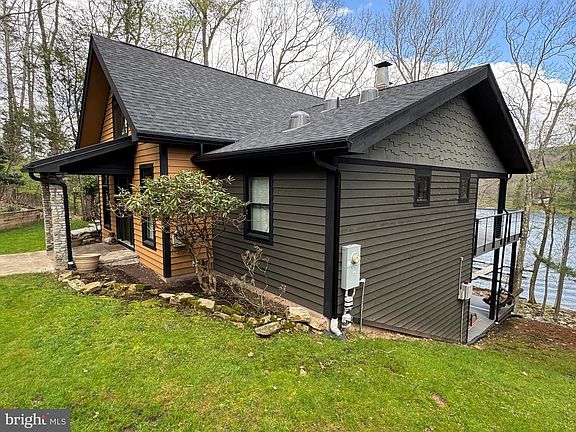 2nd image of 2119 Marsh Hill Rd