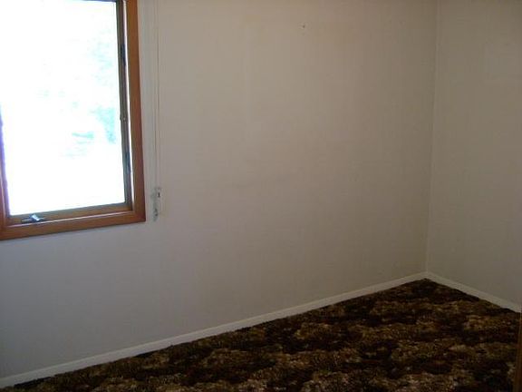 5th image of 322 N Hazel St