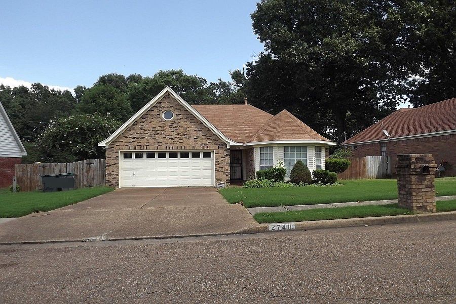 1st image of 2748 Deer Glade Ln