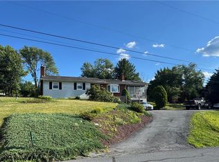 5054 Mill Rd, Schnecksville, PA 18078