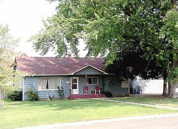 2nd image of 4606 N Shirley Ave