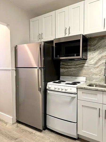 2 bed, 800 sqft, $1,650 — Photo 1