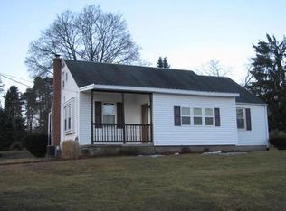 667 Cemetery St, New Columbia, PA 17856