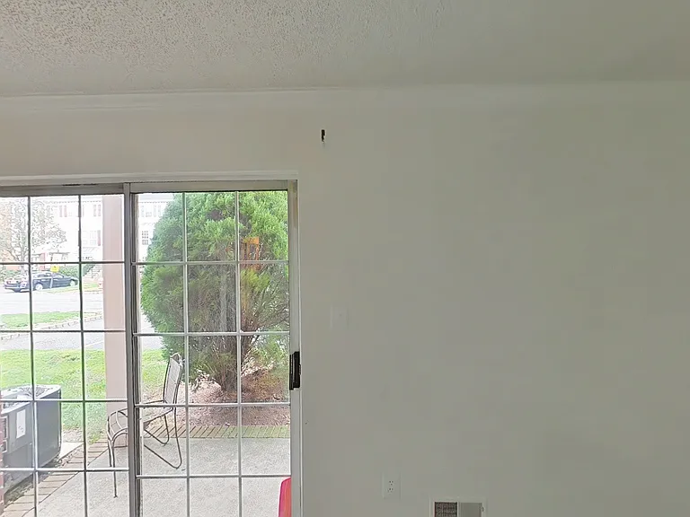 47 Dogwood St #1 — Photo 16