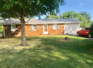 131 Snow Ln, Campbellsville, KY 42718