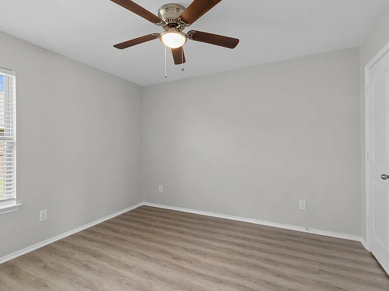 10146 Shagbark Hickory Ct — Photo 23