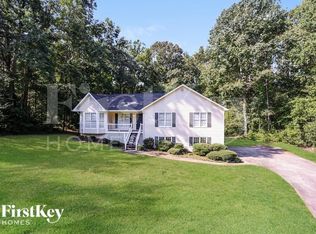 581 Stratford Dr, Douglasville, GA 30134