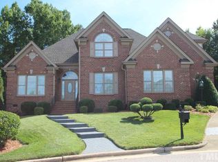 2900 Magnolia Grove Ct, Raleigh, NC 27614