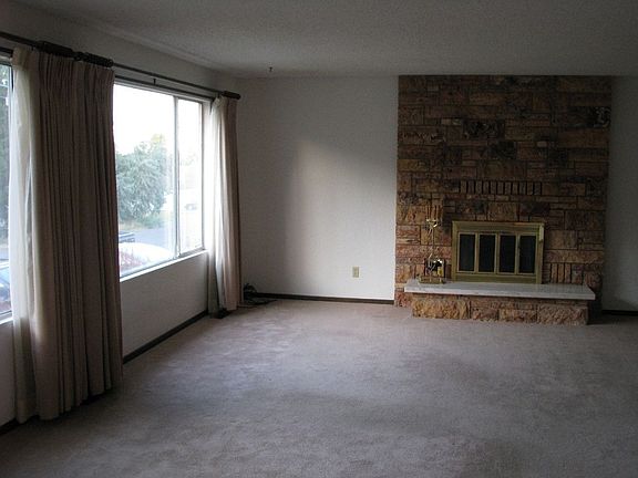 Part of living Room