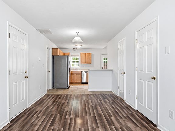 5th image of 6709 Woodcreeper Dr