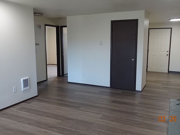 3rd image of 940 NE 21st Ave