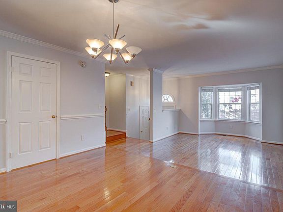 3rd image of 12307 Sleepy Lake Ct
