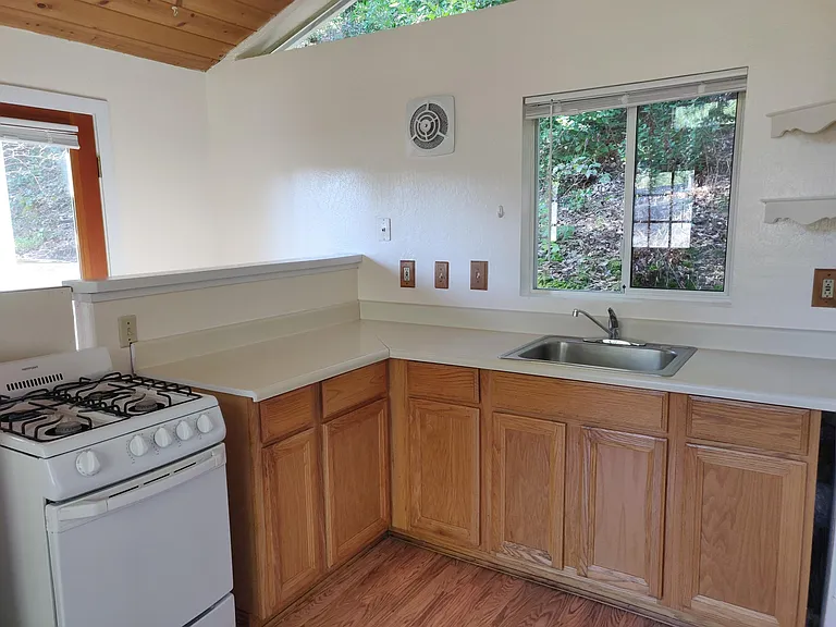 10311 Highway 9 — Photo 10