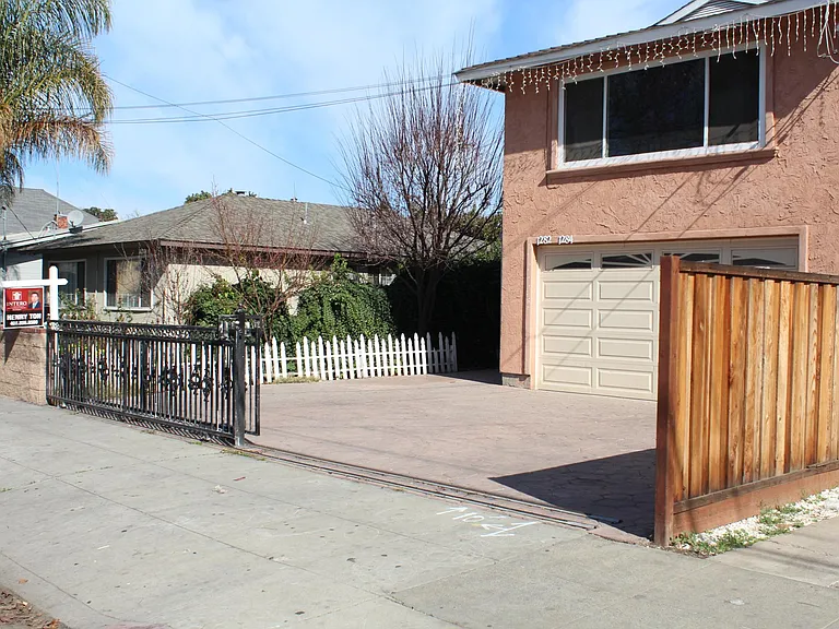 1282 Plum St — Photo 2