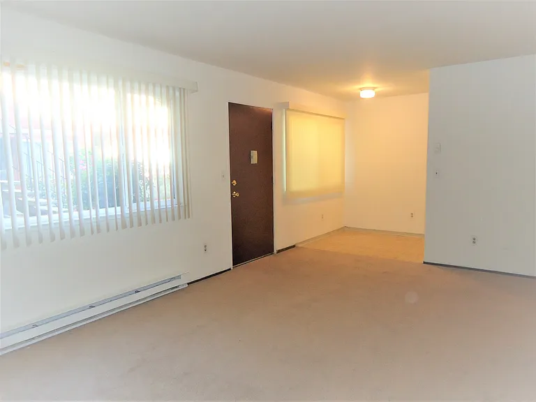195 E Reed St #4 — Photo 7