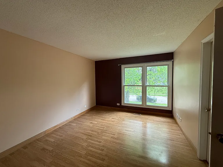 417 Bristol Way — Photo 8