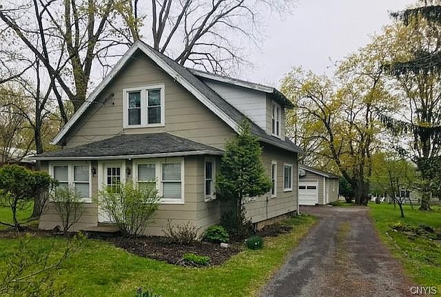 1st image of 8126 E Seneca Tpke