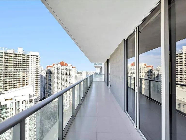 1300 Brickell Bay Dr #3400 — Photo 28