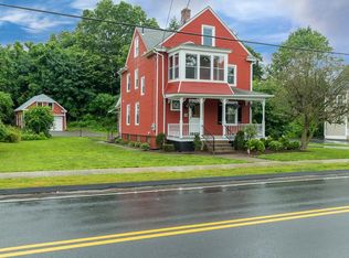 104 Walnut St, Agawam, MA 01001