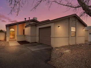 944 Charles Dr NE, Rio Rancho, NM 87144