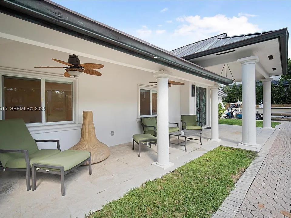324 Caribbean Rd