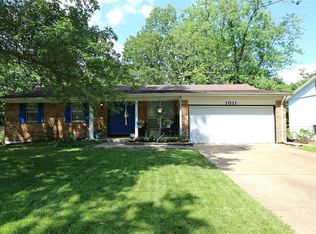 1011 Little Brennen Ct, Fenton, MO 63026