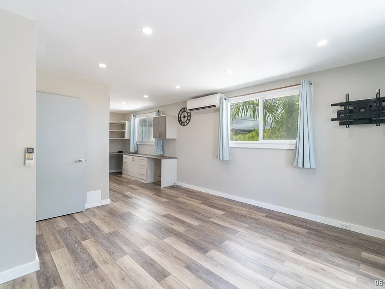 1535 Ala Amoamo St — Photo 17
