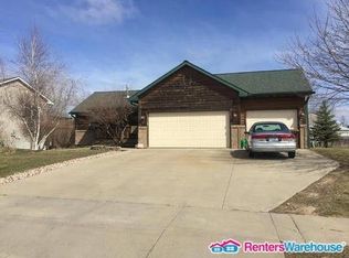 811 Griffing Park Rd, Buffalo, MN 55313