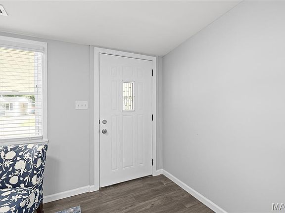 4th image of 2149 Miracle Ave