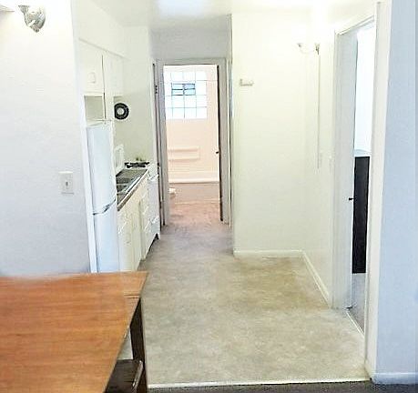 4th image of 1010 S 1st St #16828470