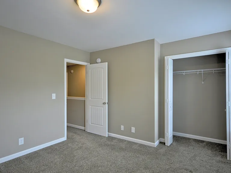 291 Alexander Blvd — Photo 22