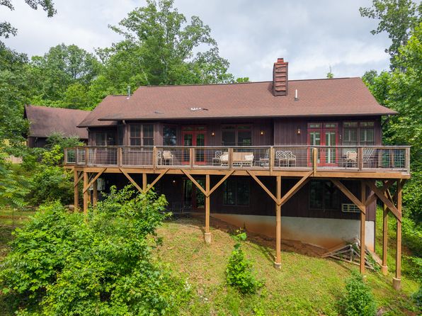 (undisclosed Address)