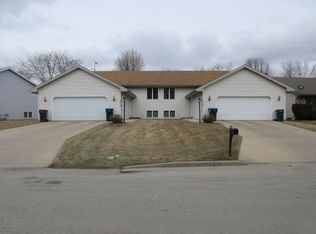 2119 N Cloudview Dr, Appleton, WI 54914