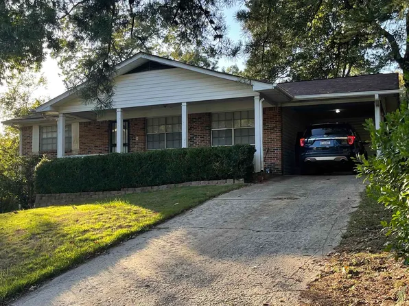 1325 Woodfall Dr, Birmingham, AL 35228