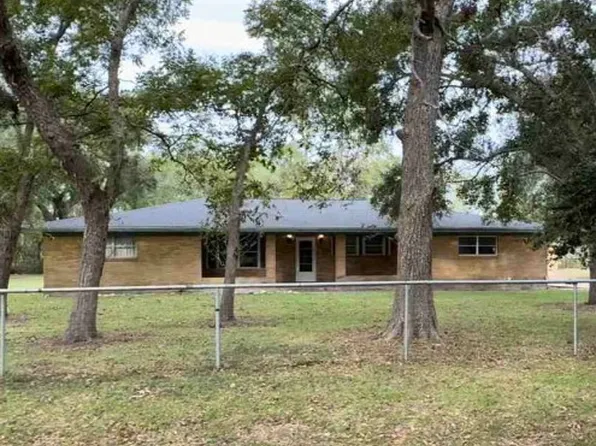 2330 Duroux Rd, La Marque, TX 77568