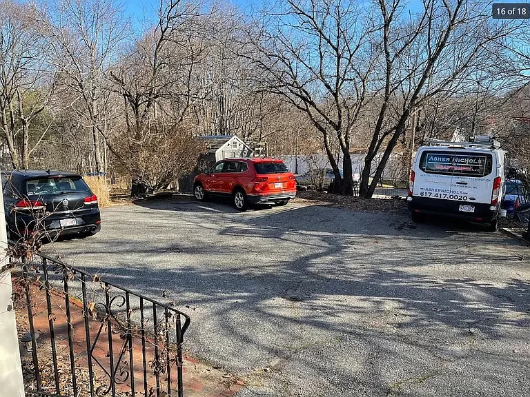 31 Irving St #1 — Photo 14
