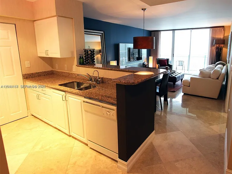 1155 Brickell Bay Dr #3107 — Photo 6