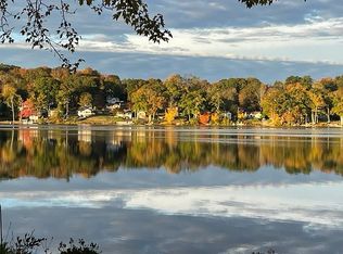 207A E Shore Dr, Colchester, CT 06415