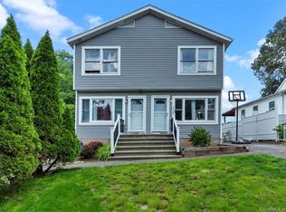 340 Saunders Ave, Bridgeport, CT 06606