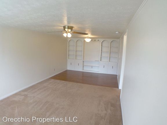 3rd image of 505 Pine Valley Dr APT G39