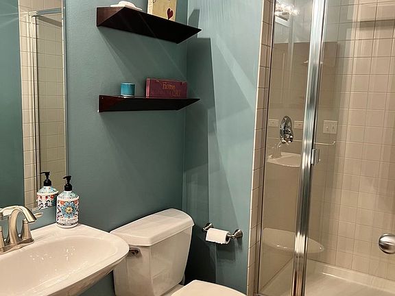 5th image of 1530 S State St APT 608