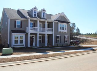 922 Foliage Ln, Charleston, SC 29412