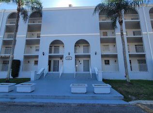 7980 N French Dr #3-303, Pembroke Pines, FL 33024