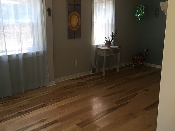 2nd image of 5222 S 83rd St