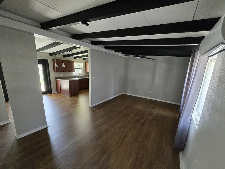 4001 W Marietta St — Photo 3